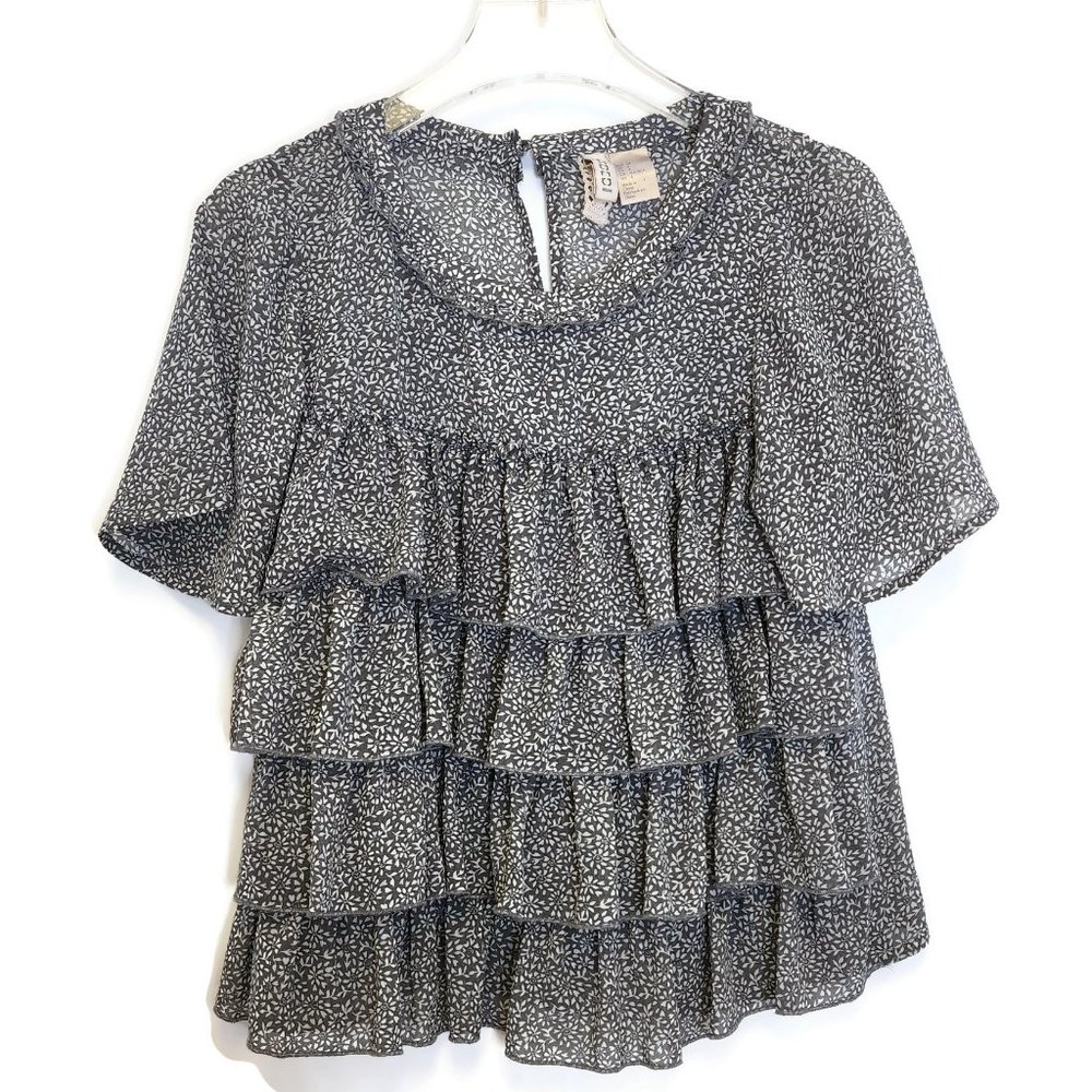 Divided HM Crop Top 4 Blouse Gray Green Floral Layered Ruffle Spring